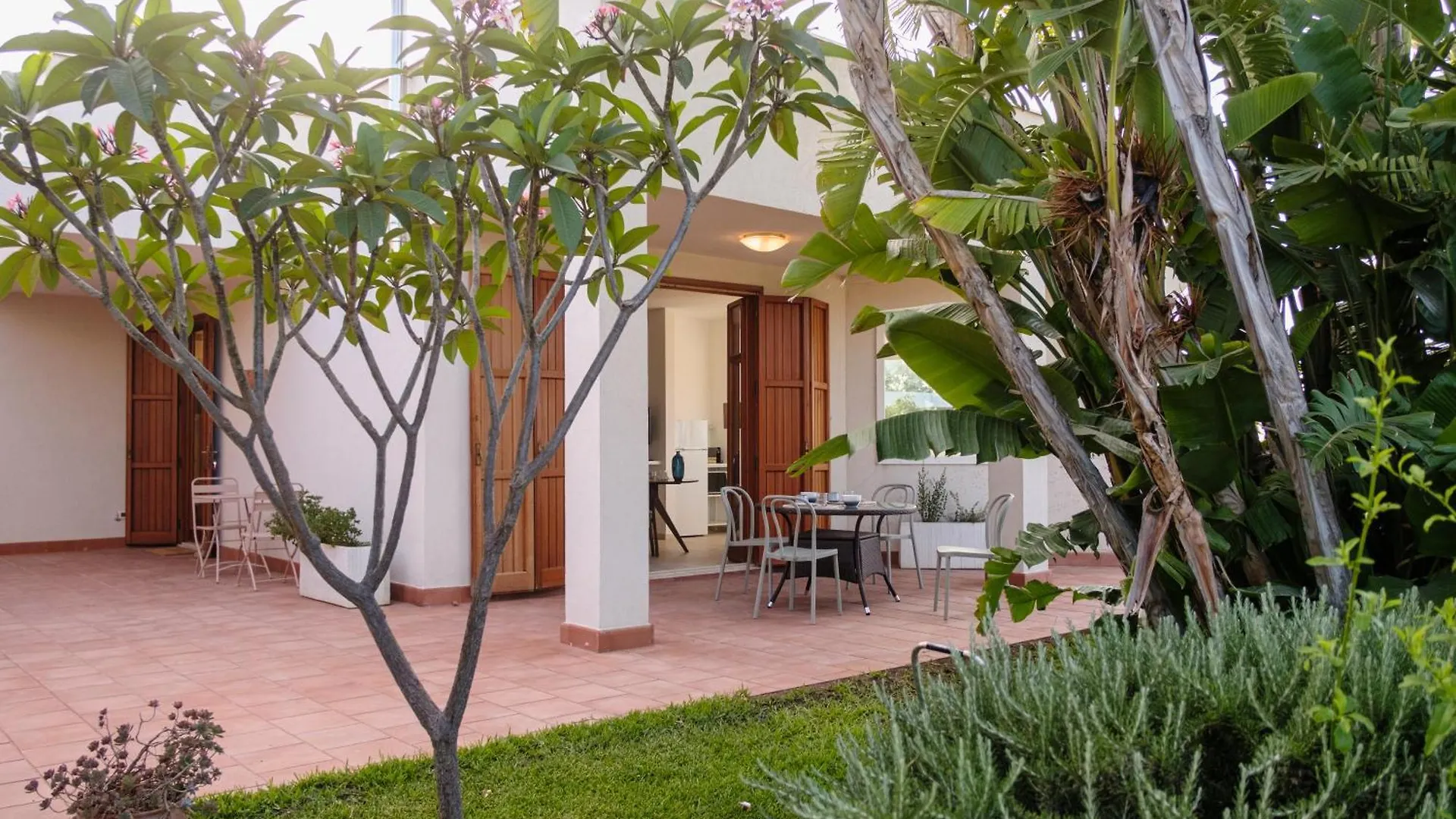 Casa Del Mar, Brucoli location